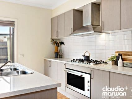 4/18 Curie Avenue, Oak Park - Thumbnail 5