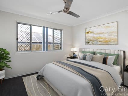 90 Applecross Circuit, Spring Mountain - Thumbnail 4