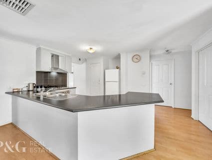 2 Fenton Place, Narre Warren South - Thumbnail 5
