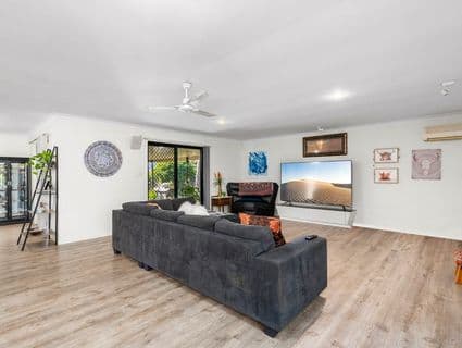 22 Maui Crescent, Oxenford - Thumbnail 5