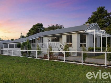 16 Bermuda Bend, Coronet Bay - Image 1