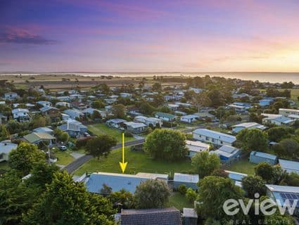 16 Bermuda Bend, Coronet Bay - Thumbnail 4