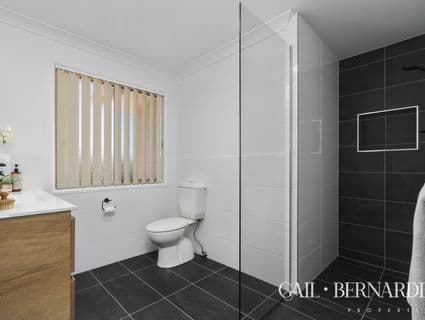 12 Pitkin Avenue, Bellmere - Thumbnail 7
