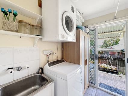 8 Hans Street, Caloundra West - Thumbnail 5
