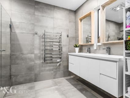 18 Beauford Avenue, Narre Warren South - Thumbnail 2