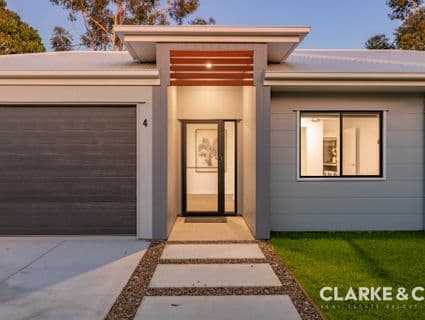 4/9 Nichols Avenue, Beerwah - Image 1