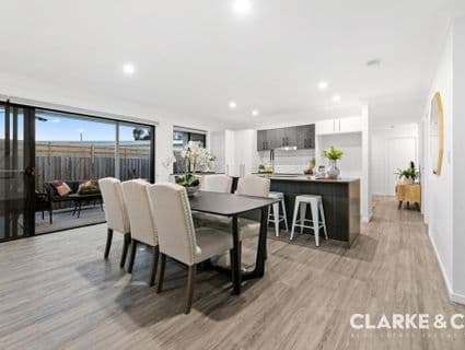4/9 Nichols Avenue, Beerwah - Thumbnail 2