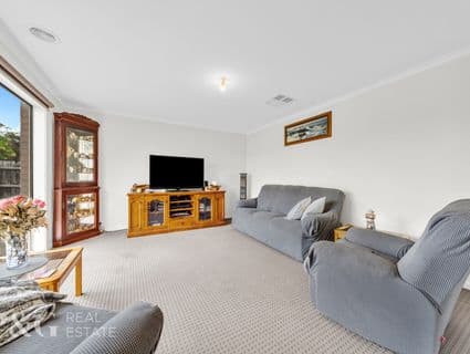 21 England Walk, Narre Warren South - Thumbnail 7