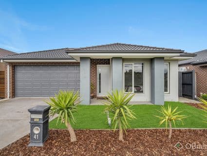 41 Dexter Crescent, Clyde North - Image 1