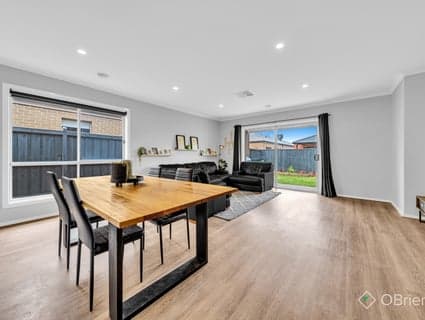 41 Dexter Crescent, Clyde North - Thumbnail 5