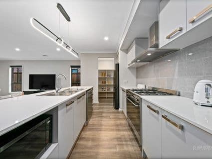 192 Brossard Road, Mickleham - Thumbnail 4