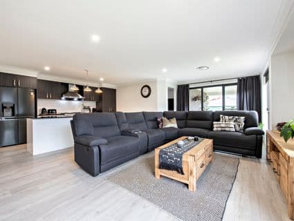 21 Peel Place, Dubbo - Thumbnail 2