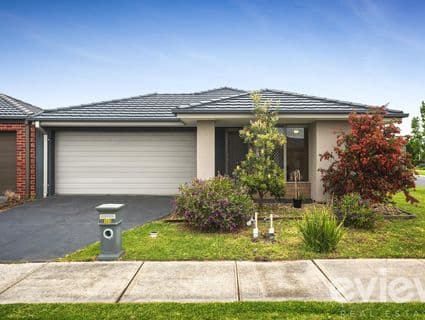 122 Park Orchard Drive, Pakenham - Image 1