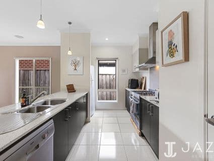49 Denman Drive, Point Cook - Thumbnail 3