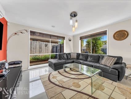13 Gull Way, Narre Warren South - Thumbnail 3