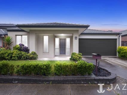 10 Trimotor Road, Point Cook - Image 1