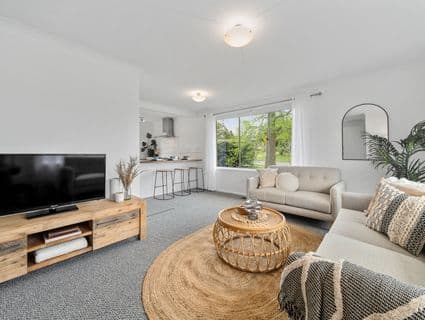 42 Havana Crescent, Frankston - Thumbnail 2