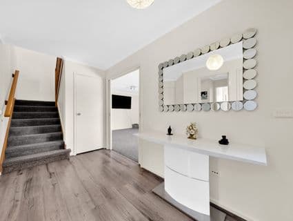 15 Tarcoola Drive, Narre Warren - Thumbnail 7