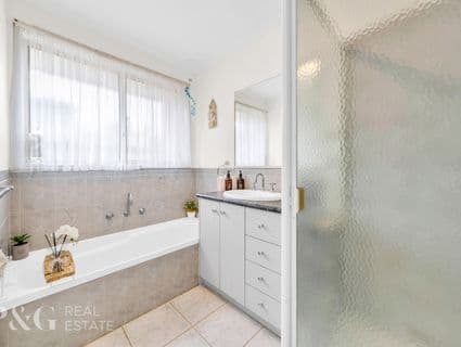 5 McCartney Drive, Narre Warren South - Thumbnail 5