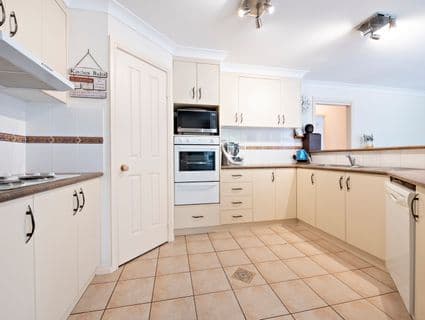 26 Castlereagh Avenue, Dubbo - Thumbnail 4