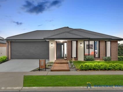 43 Cascade Drive, Beveridge - Image 1