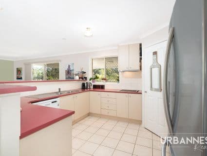 4 Toro Court, Eatons Hill - Thumbnail 4
