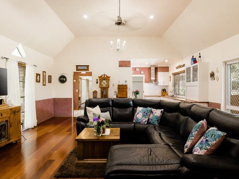 25 Grey Gums Drive, Blue Mountain Heights - Thumbnail 5