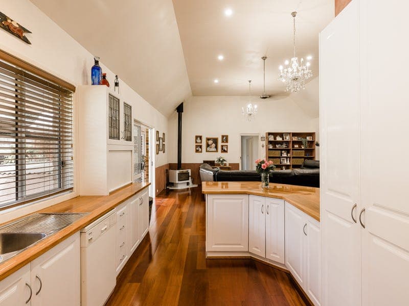 25 Grey Gums Drive, Blue Mountain Heights - Thumbnail 6