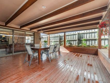 5 Tiarne Crescent, Hampton Park - Image 1