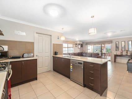 5 Tiarne Crescent, Hampton Park - Thumbnail 5
