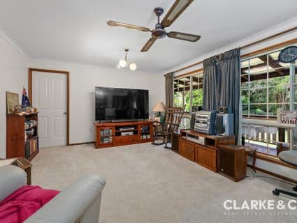70 Bowen Road, Glass House Mountains - Image 1