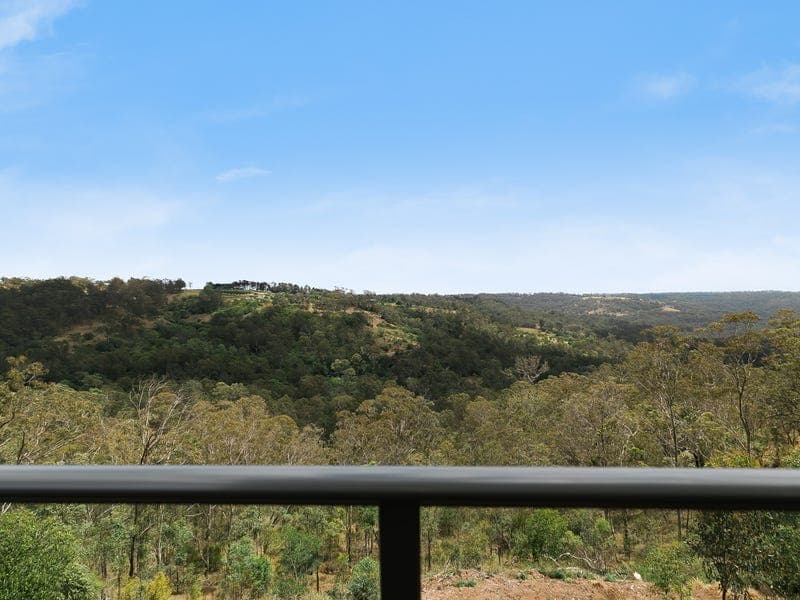 12 Vayro Road, Blue Mountain Heights - Thumbnail 3