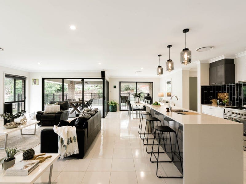 31 Zuccoli Drive, Blue Mountain Heights - Thumbnail 3