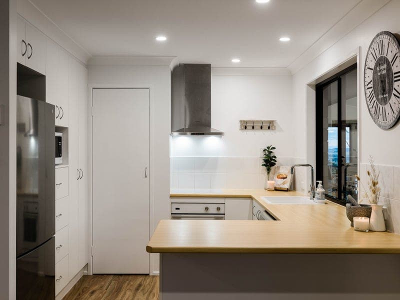 15 Hillview Court, Top Camp - Thumbnail 8
