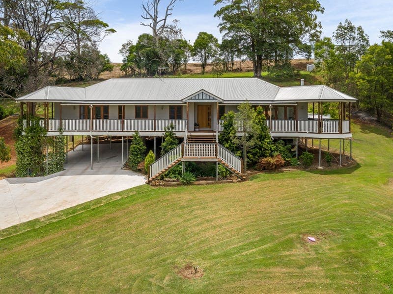 29 Zuccoli Drive, Blue Mountain Heights - Thumbnail 2