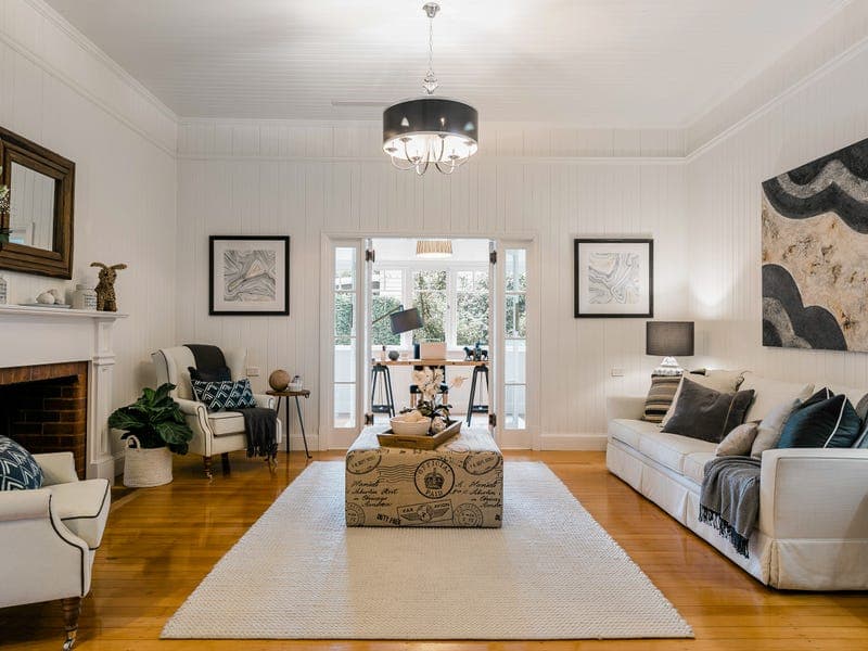 135 West Street, Newtown - Thumbnail 3