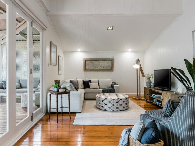 135 West Street, Newtown - Thumbnail 7