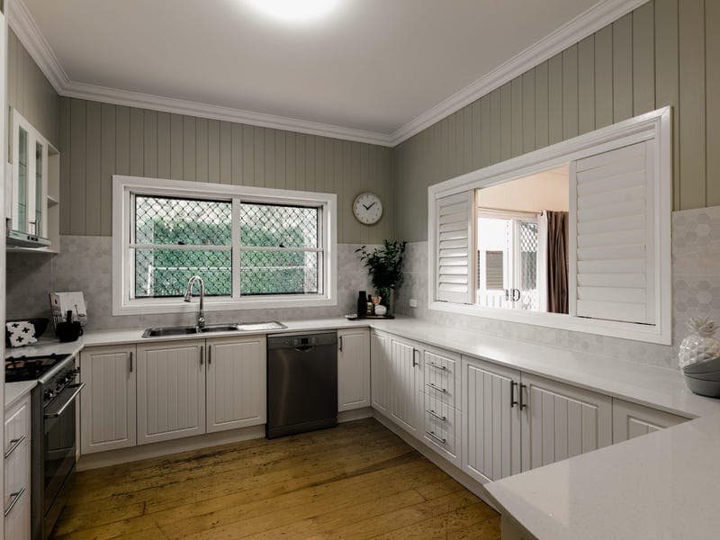 76A Mackenzie Street, Mount Lofty - Thumbnail 4