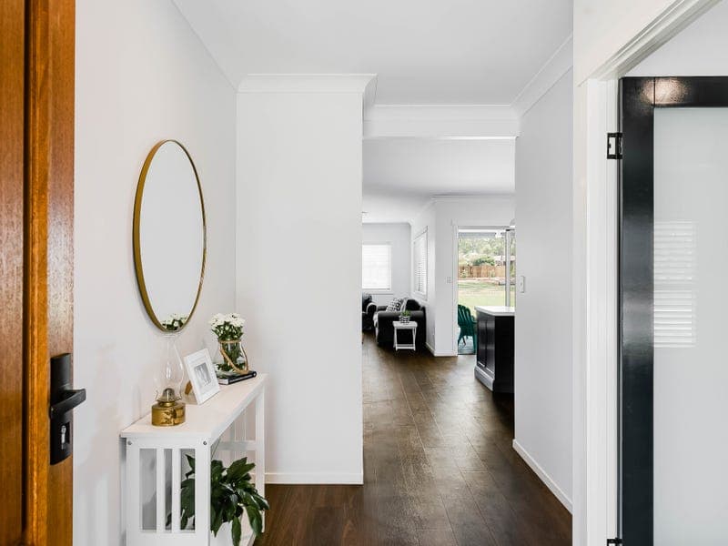33 Reis Road East, Highfields - Thumbnail 2