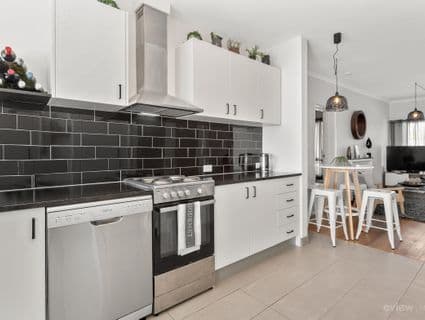 3/11 Leicester Avenue, Mount Eliza - Thumbnail 2