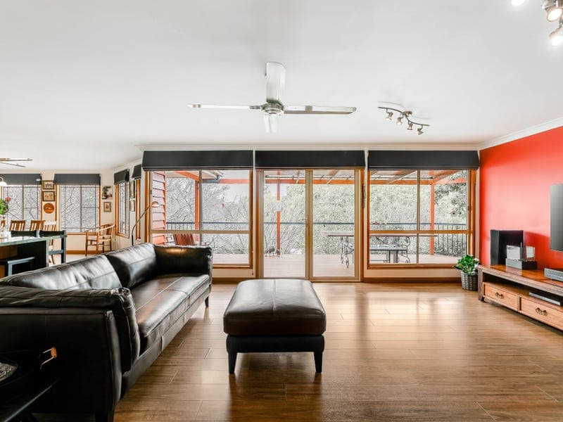 5 Buena Vista Crescent, Blue Mountain Heights - Thumbnail 2
