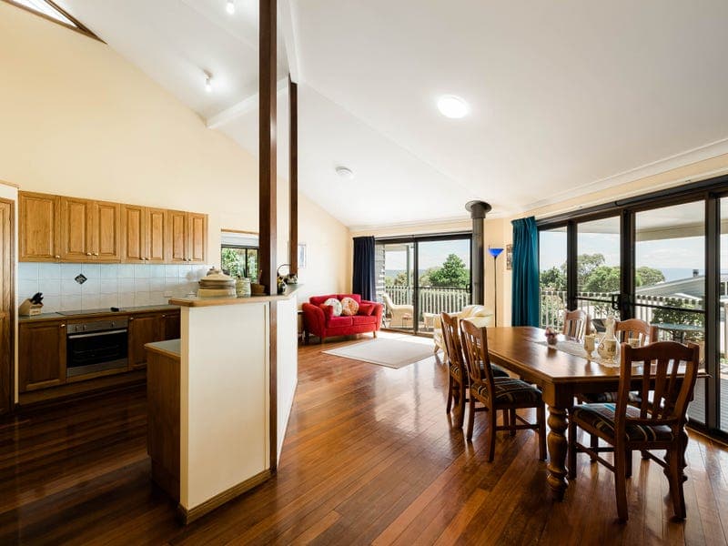 13 Rangeview Road, Blue Mountain Heights - Thumbnail 7