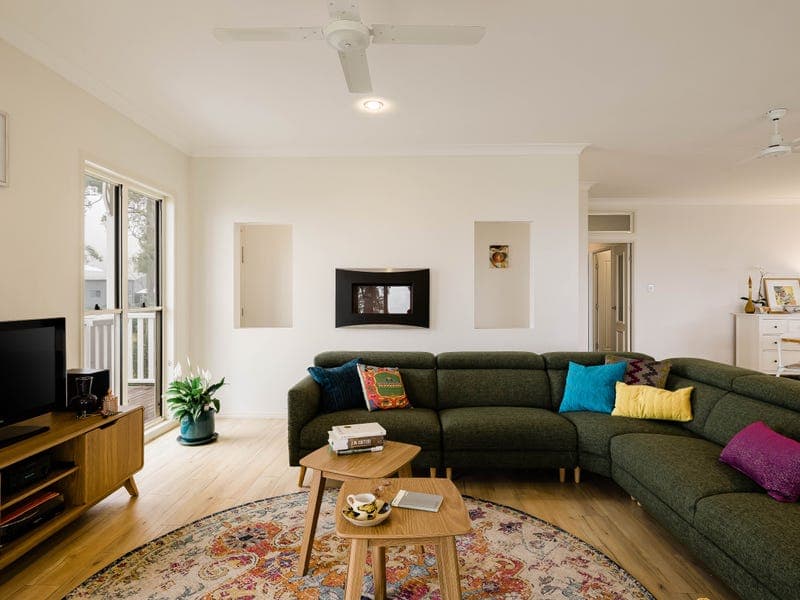 11 Guido Avenue, Blue Mountain Heights - Thumbnail 5