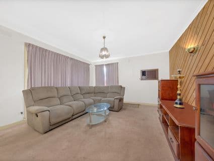 404, Craigieburn - Thumbnail 3