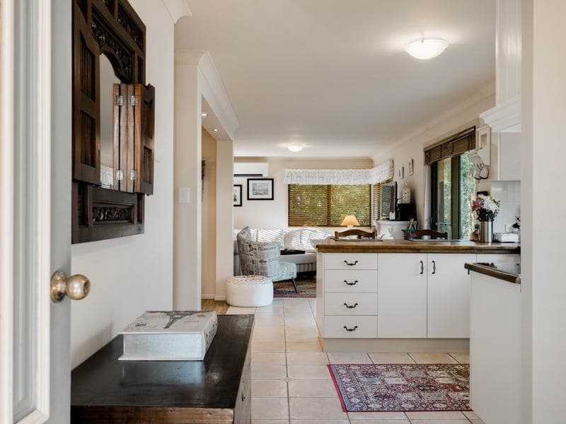 16 Merlin Court, Preston - Thumbnail 2