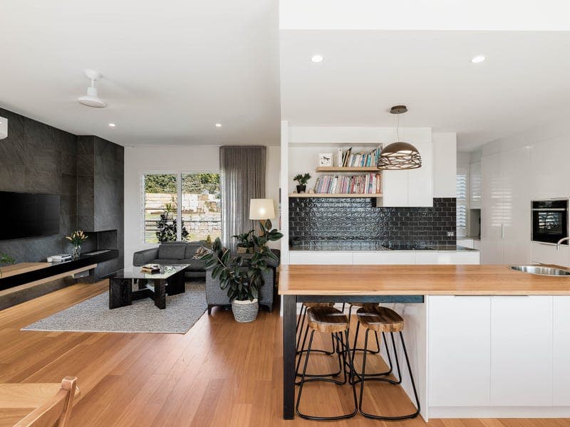 House 2/1E James Street, Redwood - Thumbnail 4