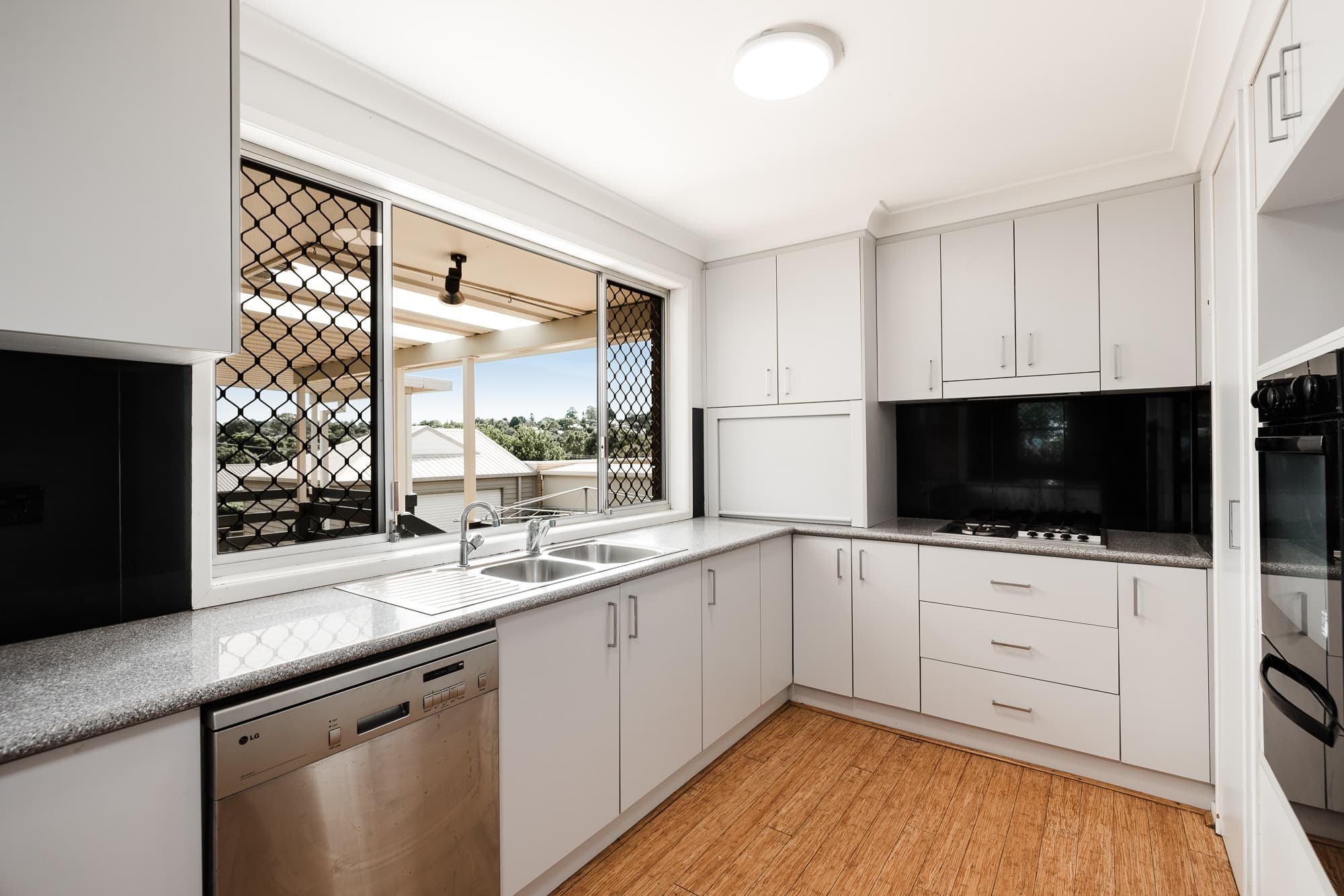 3A Storey Street, Centenary Heights - Thumbnail 6