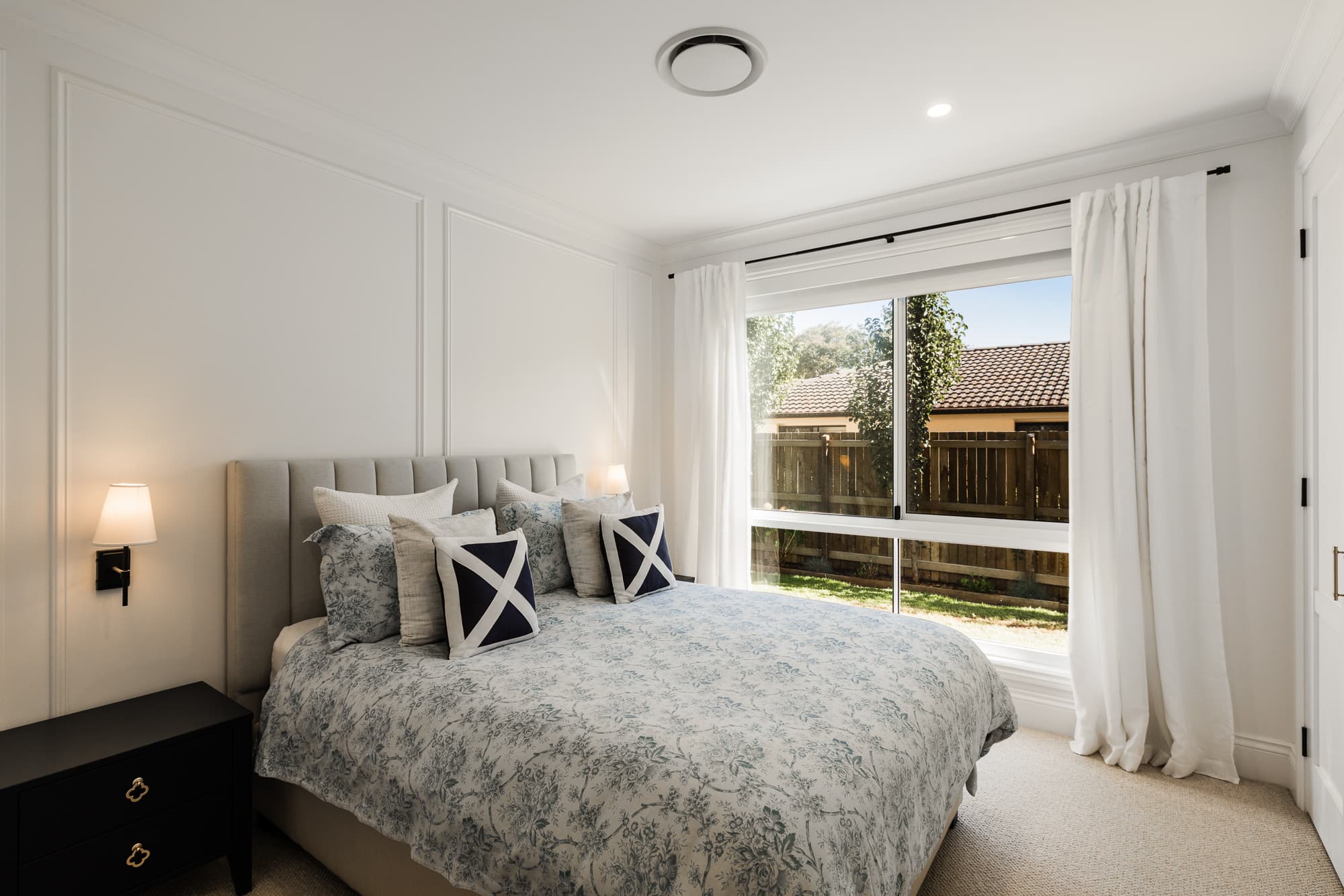 11 Fairholme Street, Mount Lofty - Image 1