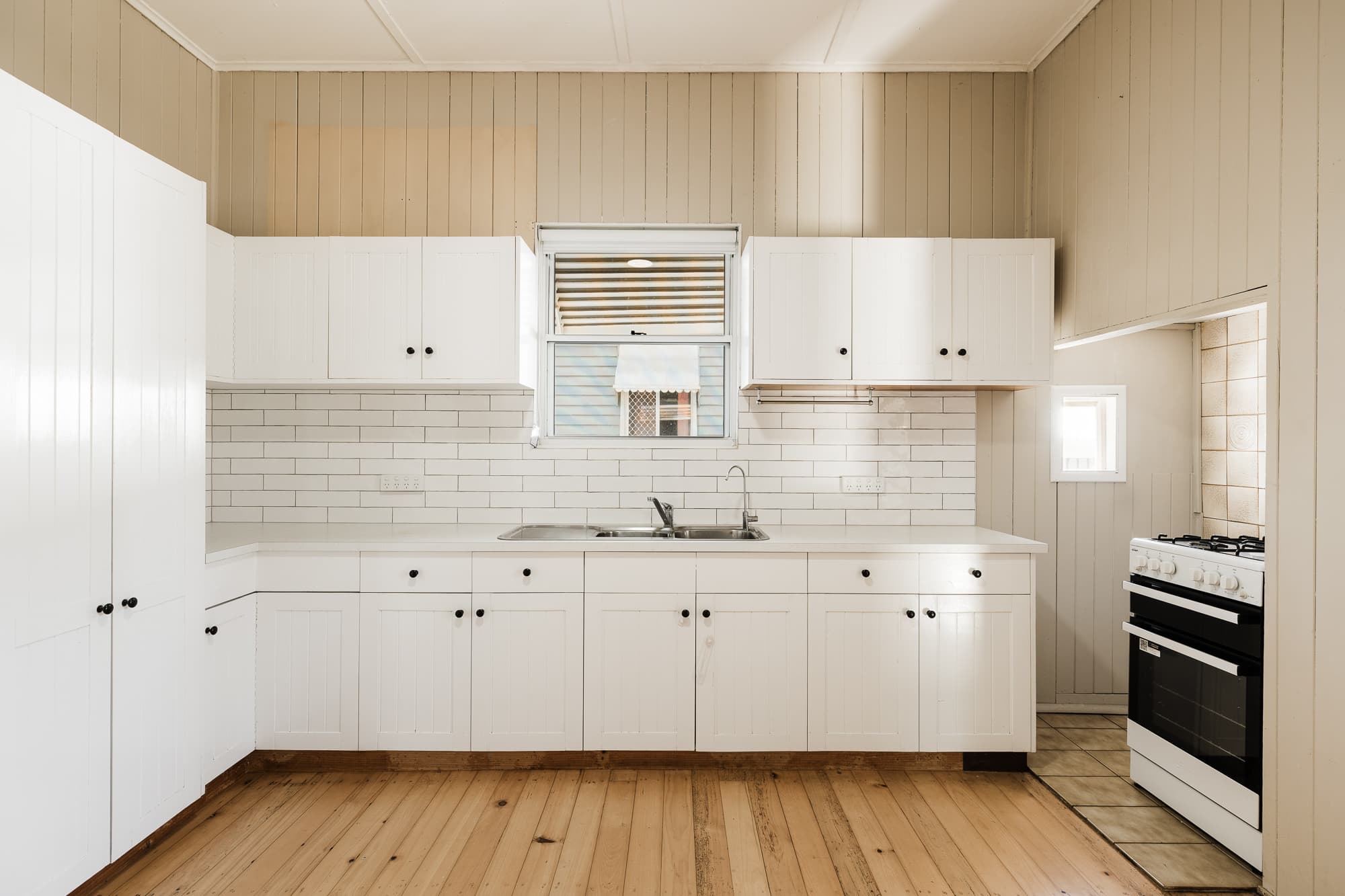 217 Campbell Street, Newtown - Thumbnail 2