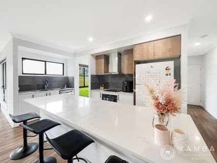 9 Water Lilly Court, Pie Creek - Thumbnail 4